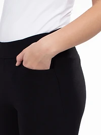 Narrow fitted pull-on capri