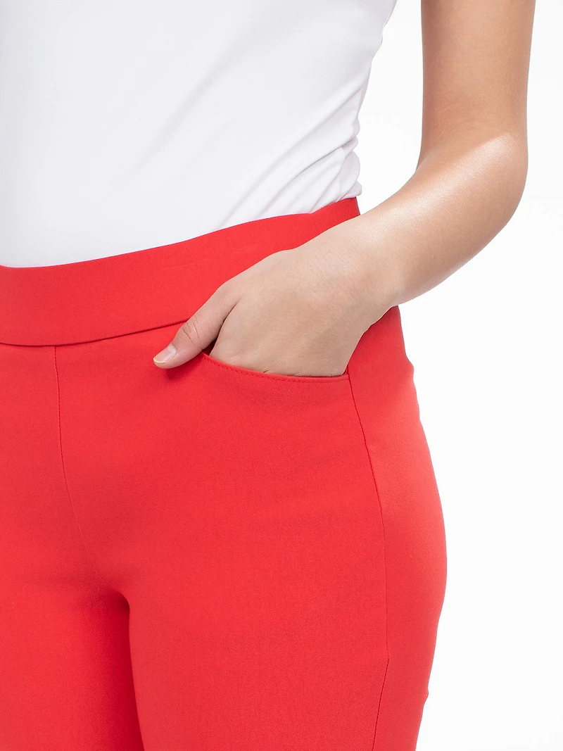 Narrow fitted pull-on capri