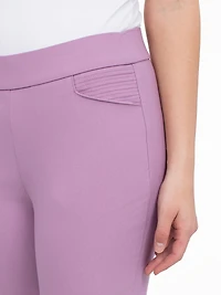 Narrow fitted pull-on capri