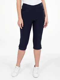 Narrow fitted pull-on capri