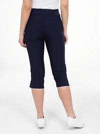 Narrow fitted pull-on capri
