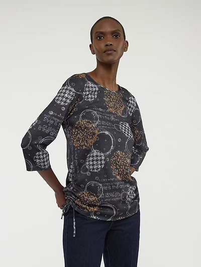 3/4-sleeve semi-fitted t-shirt