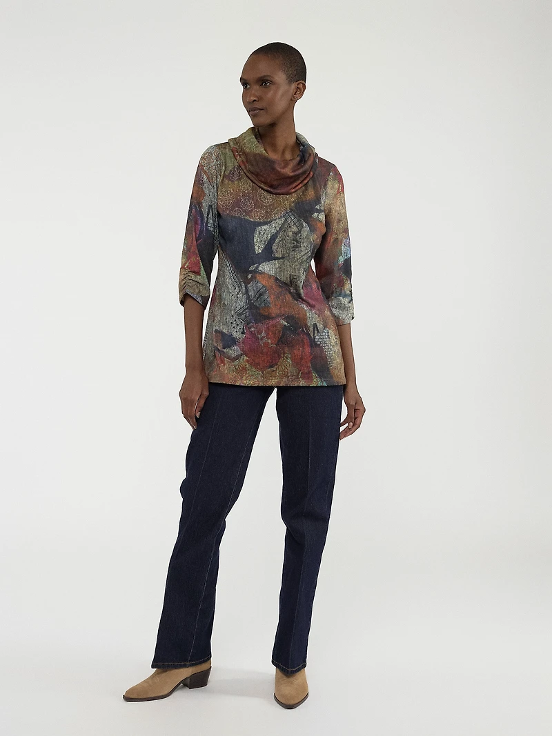 3/4-sleeve semi-fitted t-shirt