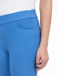 Narrow fitted pull-on capri