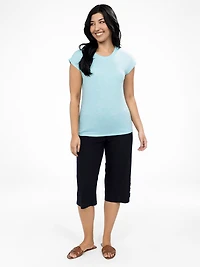Short-sleeve semi-fitted t-shirt