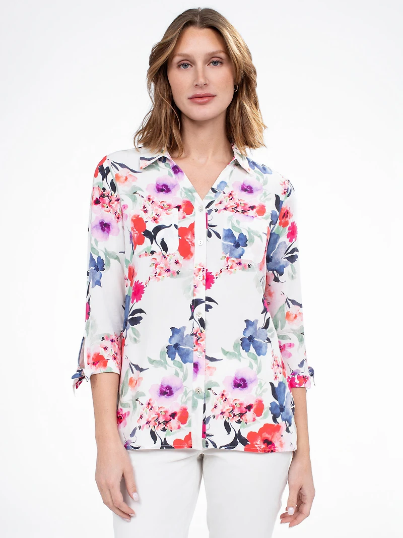 3/4-sleeve semi-fitted blouse with buttons