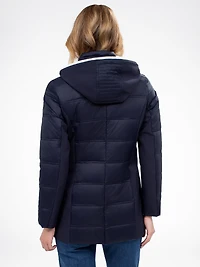 Short semi-fitted coat