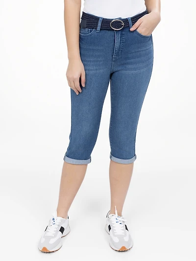 Semi-fitted skinny denim capri