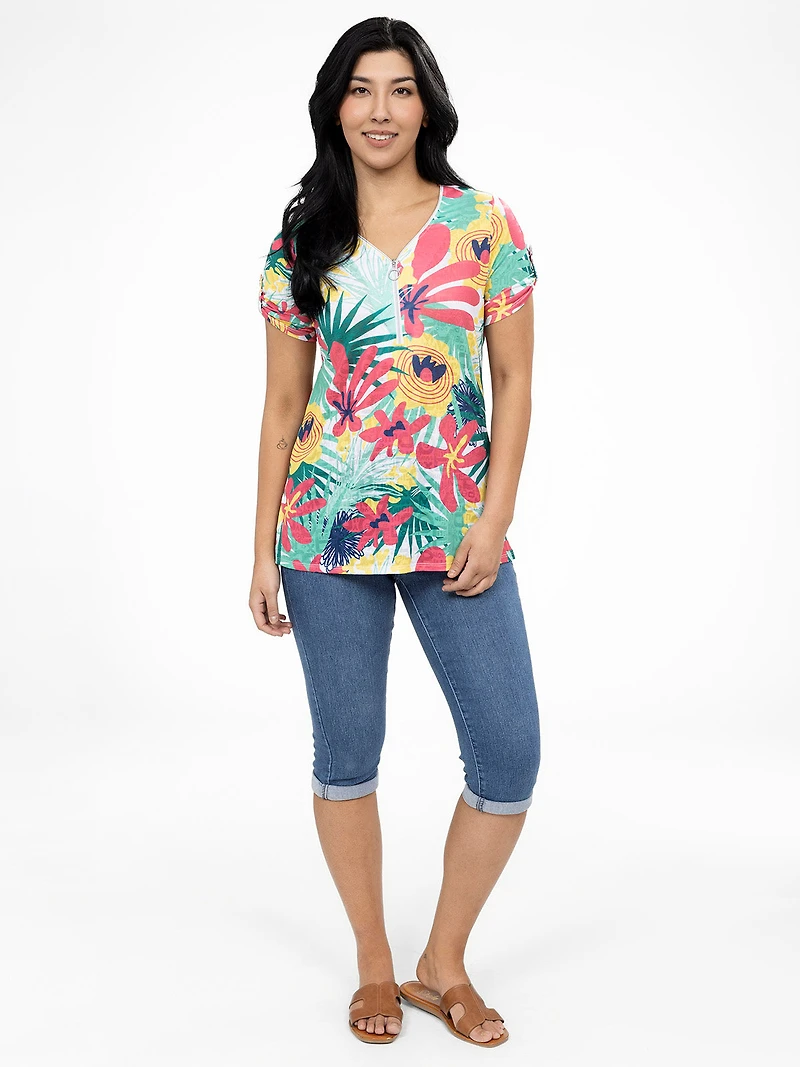 Short-sleeve semi-fitted tunic