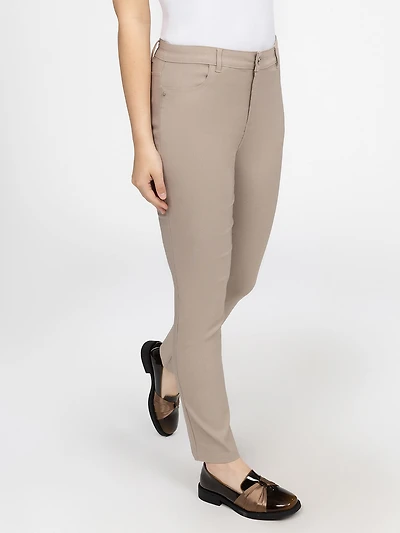 Straight semi-fitted pant - Petite