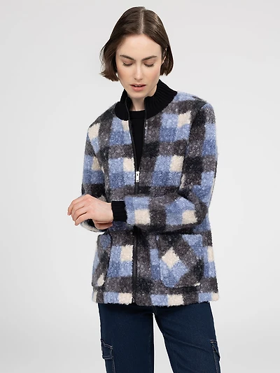 Long-sleeves knit semi-fitted vest