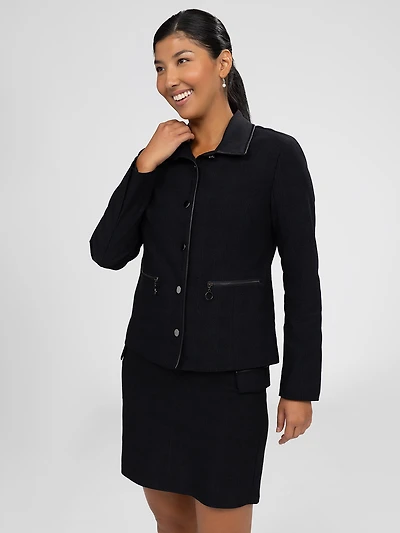 Long-sleeve semi-fitted jacket