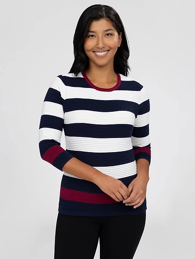 3/4-sleeve semi-fitted pullover sweater
