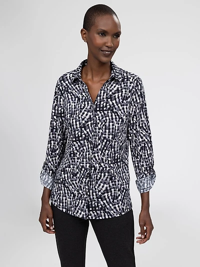 Long-sleeve semi-fitted blouse with buttons