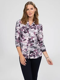 3/4-sleeve semi-fitted blouse with buttons