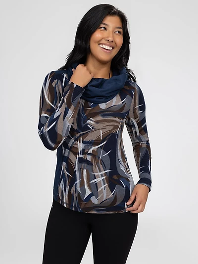 Long-sleeve semi-fitted t-shirt