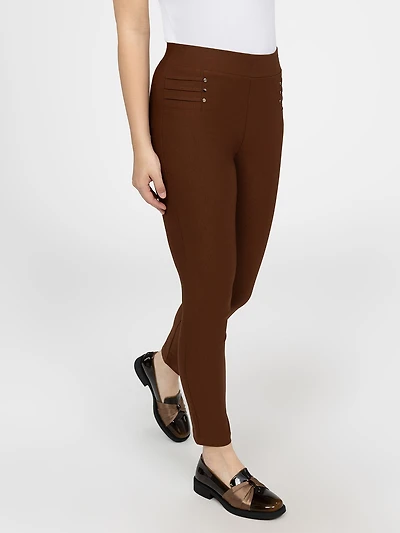 Skinny fitted pull-on pant