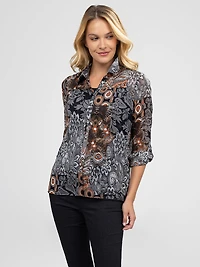 Long-sleeve semi-fitted blouse with buttons