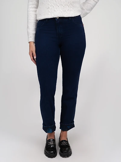 Straight semi-fitted jean
