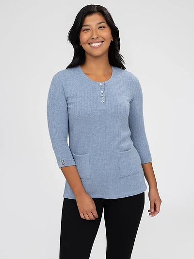 3/4-sleeve semi-fitted tunic