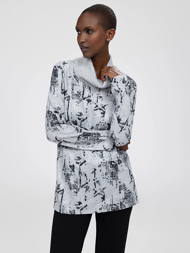 Short-sleeve semi-fitted tunic