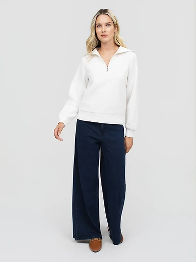 Long-sleeve t-shirt