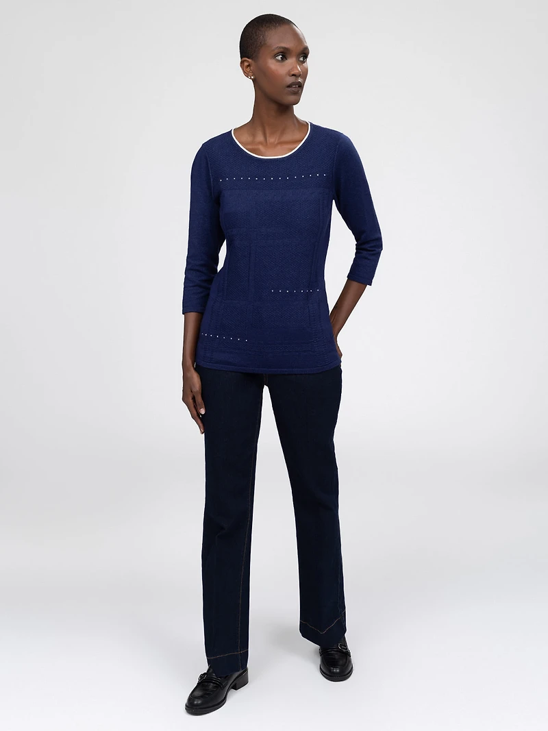 3/4-sleeve semi-fitted pullover sweater