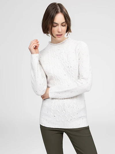 Long-sleeve semi-fitted pullover sweater