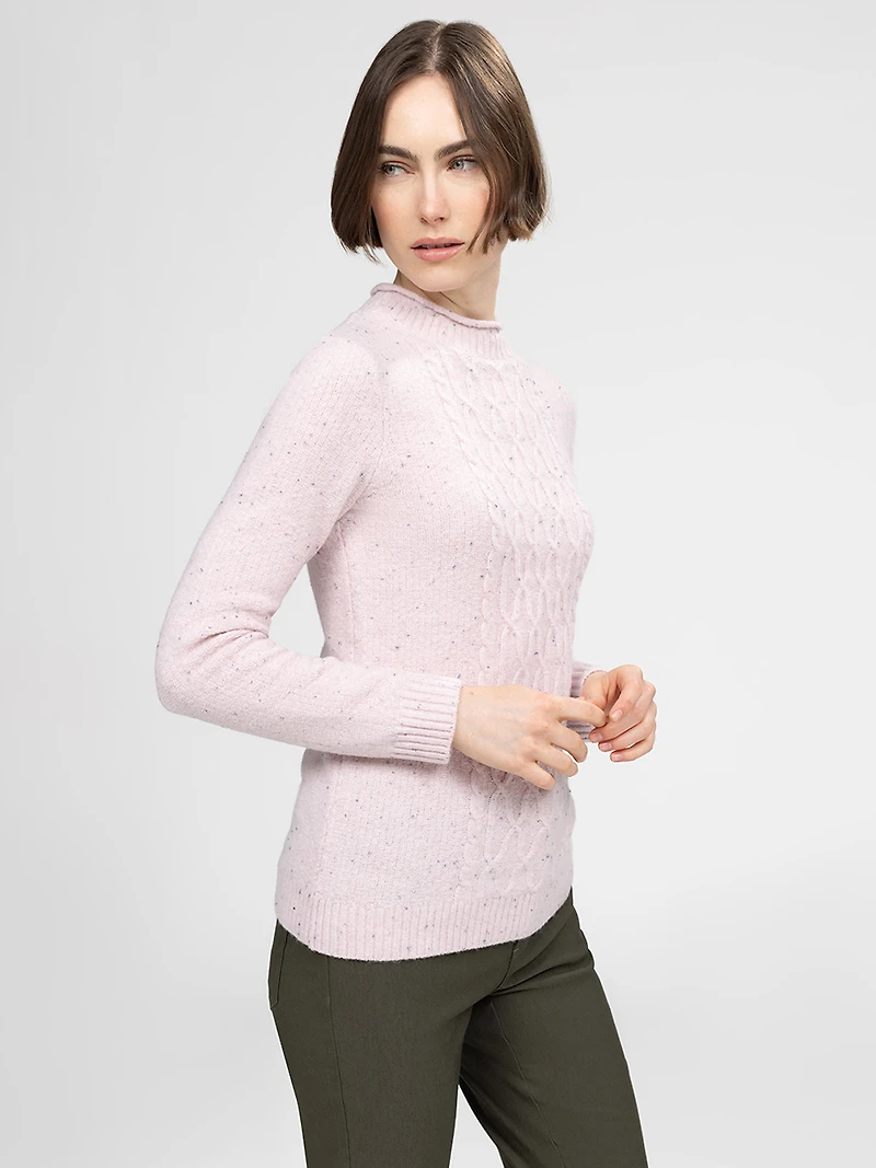 Long-sleeve semi-fitted pullover sweater