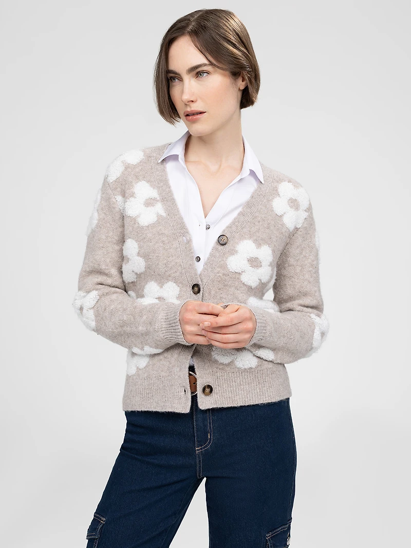 Long-sleeve semi-fitted sweater cardigan