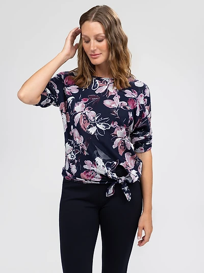 3/4-sleeve loose t-shirt