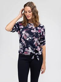 3/4-sleeve loose t-shirt
