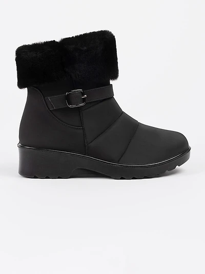 Winter boots with wedge heels