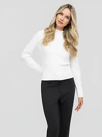 Cropped loose pullover sweater
