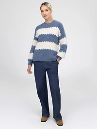 Pull-on wide-leg jean