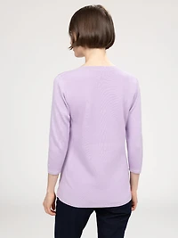 3/4-sleeve semi-fitted pullover sweater