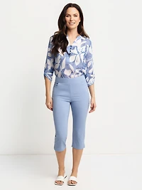 Semi-fitted pull-on capri