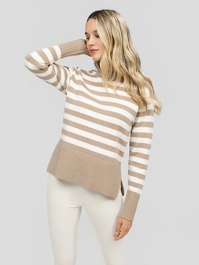 Long-sleeve loose pullover sweater