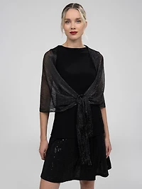 Net shawl with buckle