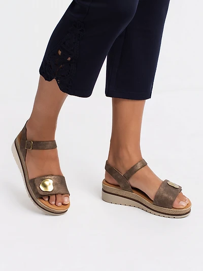Wedge sandals