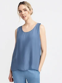 Semi-fitted tank top