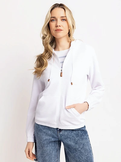 Short hooded jacket