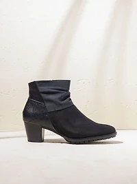 Bottes à talons hauts