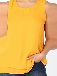 Sleeveless loose blouse