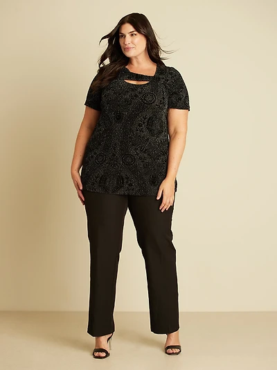 Short-sleeve semi-fitted t-shirt