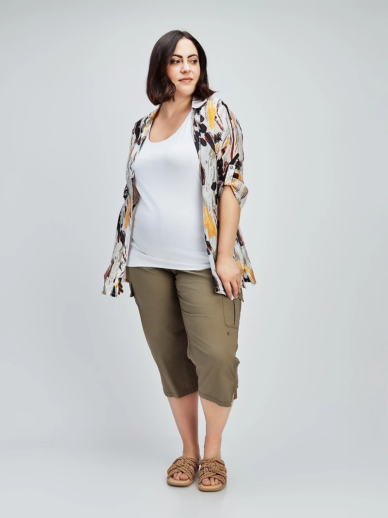 3/4-sleeve semi-fitted blouse with buttons