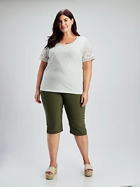 Short-sleeve semi-fitted t-shirt