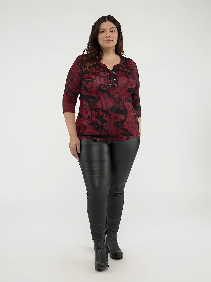 3/4-sleeve semi-fitted t-shirt