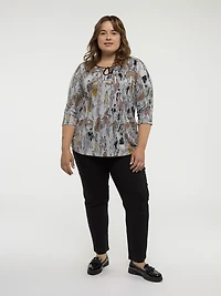 3/4-sleeve semi-fitted t-shirt