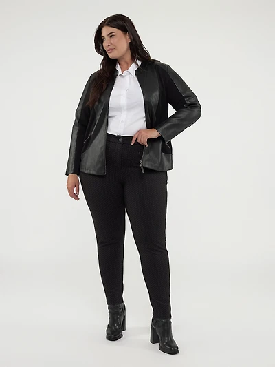 Long-sleeve semi-fitted blouse with buttons